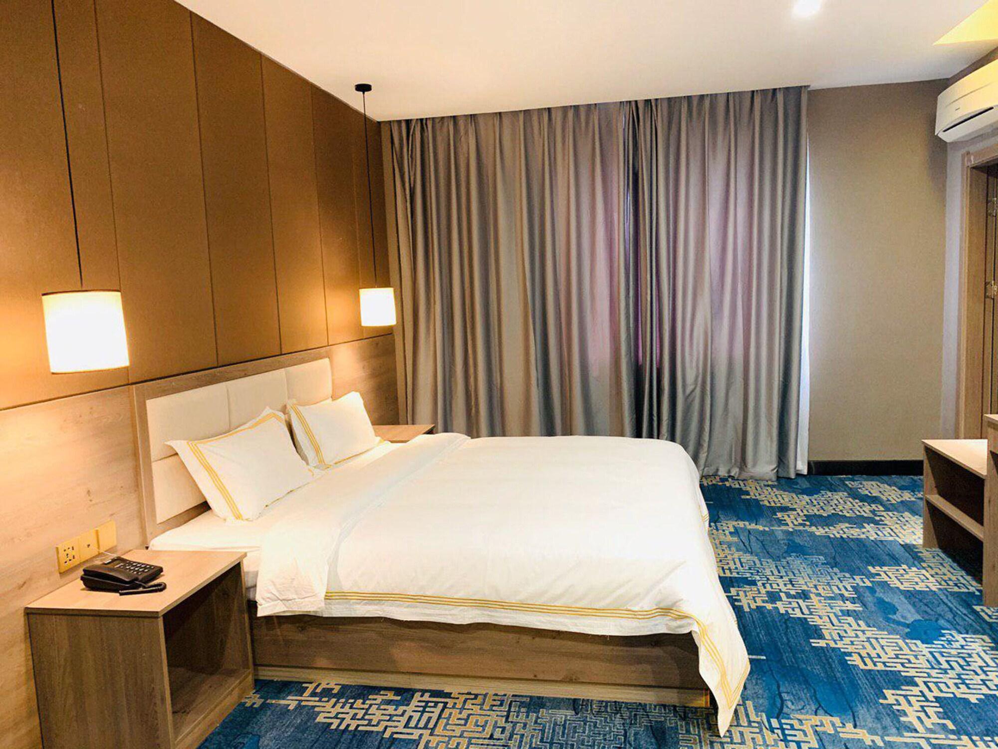 Jing Du Hotel Пном Пен Екстериор снимка